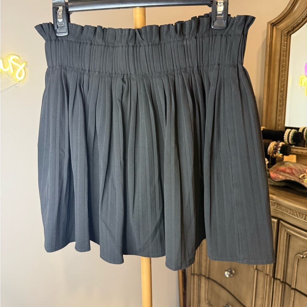 Zara black Smocked Bubble Mini Skort